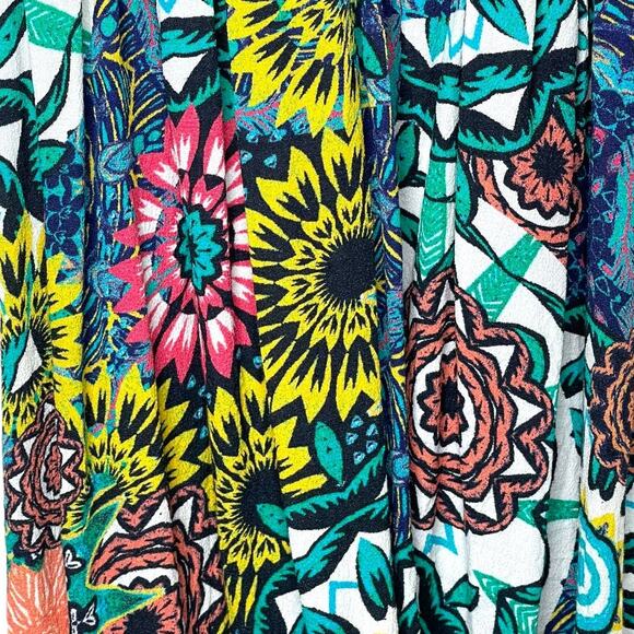 Hurley Romper Vibrant Floral with Crochet Details Size Small Youth - Picture 8 of 9